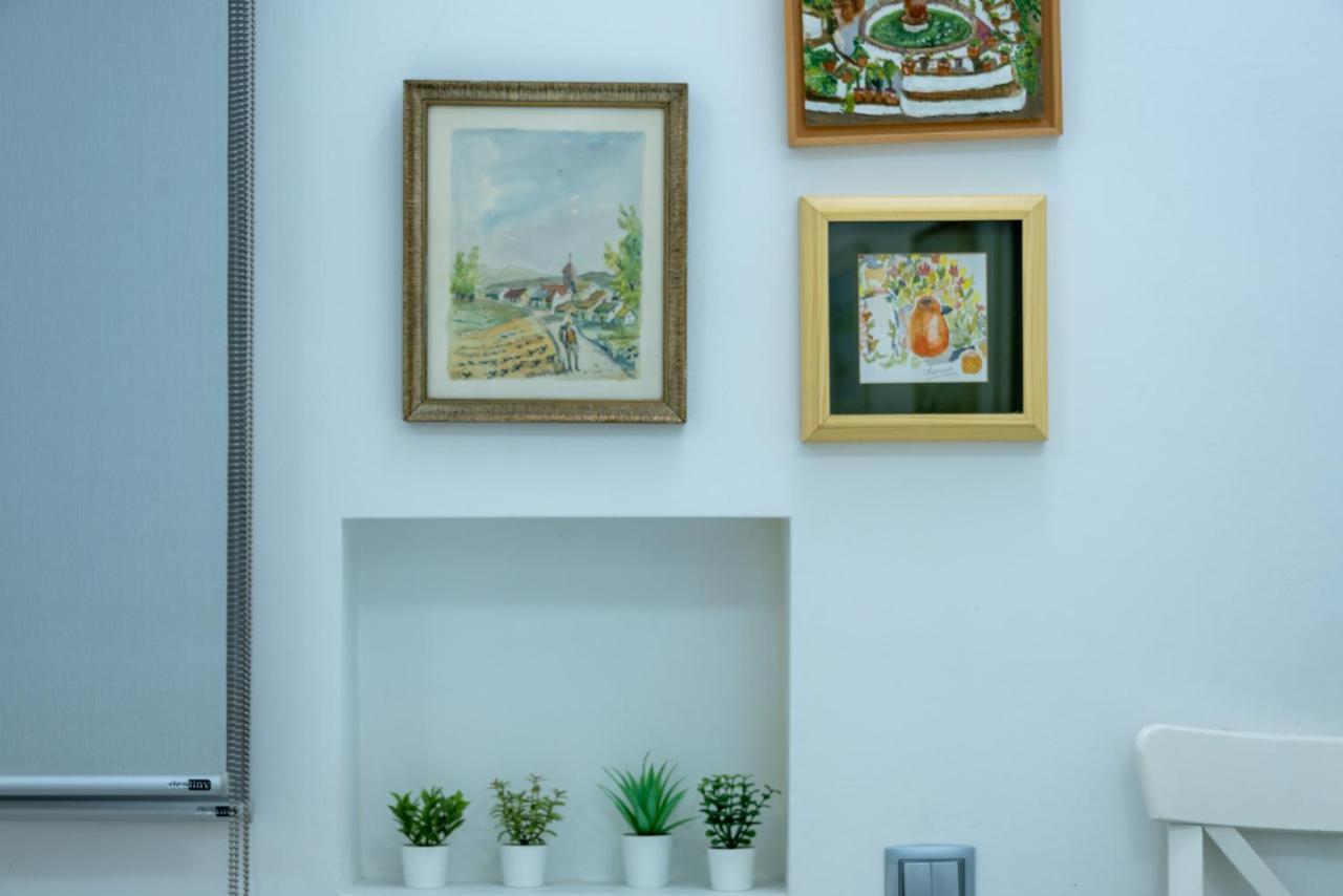Apartamento En Monumento Historico Nacional Corral Del Conde-Duque De Olivares 塞维利亚 外观 照片