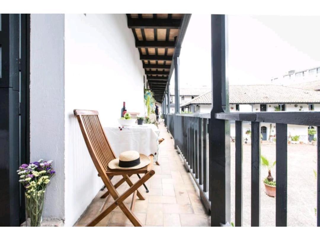 Apartamento En Monumento Historico Nacional Corral Del Conde-Duque De Olivares 塞维利亚 外观 照片